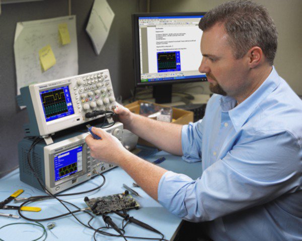 TDS2000C-Digital-Storage-Oscilloscope-Datasheet